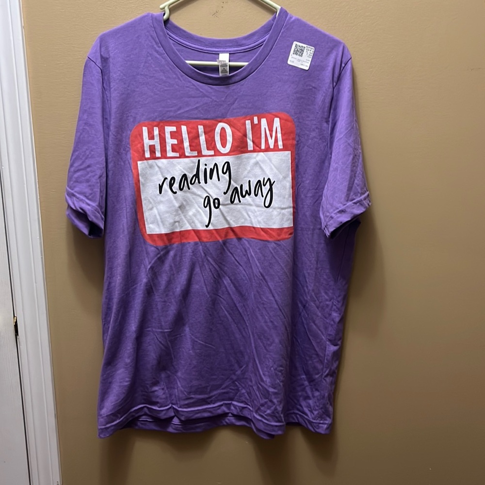 ❗️BRAND NEW❗️ Hello I'm "reading go away" Nametag T-Shirt Size XXL